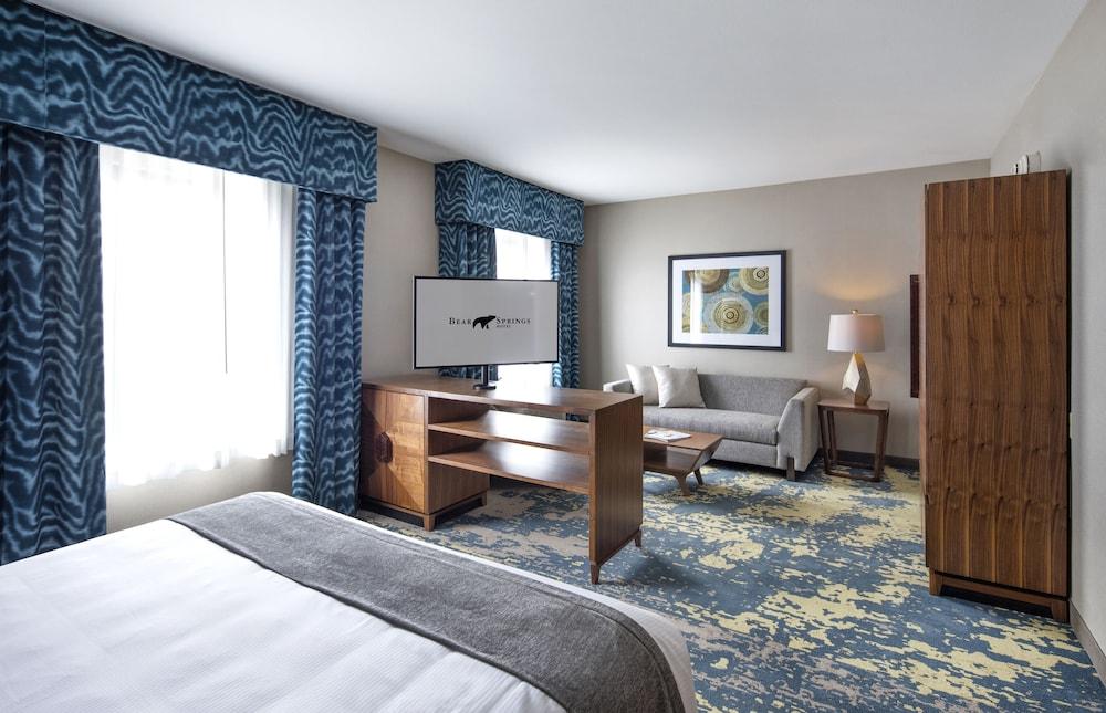Bear Springs Hotel photo 9
