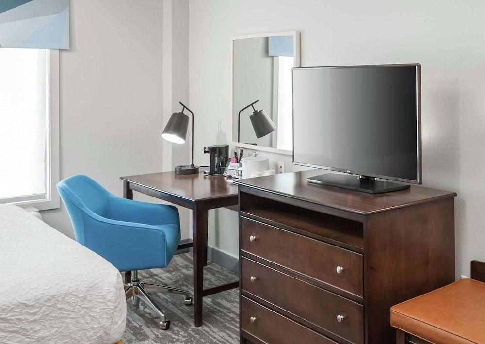 Hampton Inn & Suites by Hilton Miami-Doral/Dolphin Mall photo 8