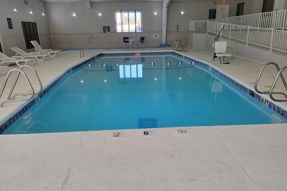Home Place Suites photo 21