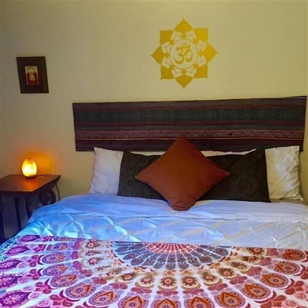 Lotus Mountain Retreat photo 17