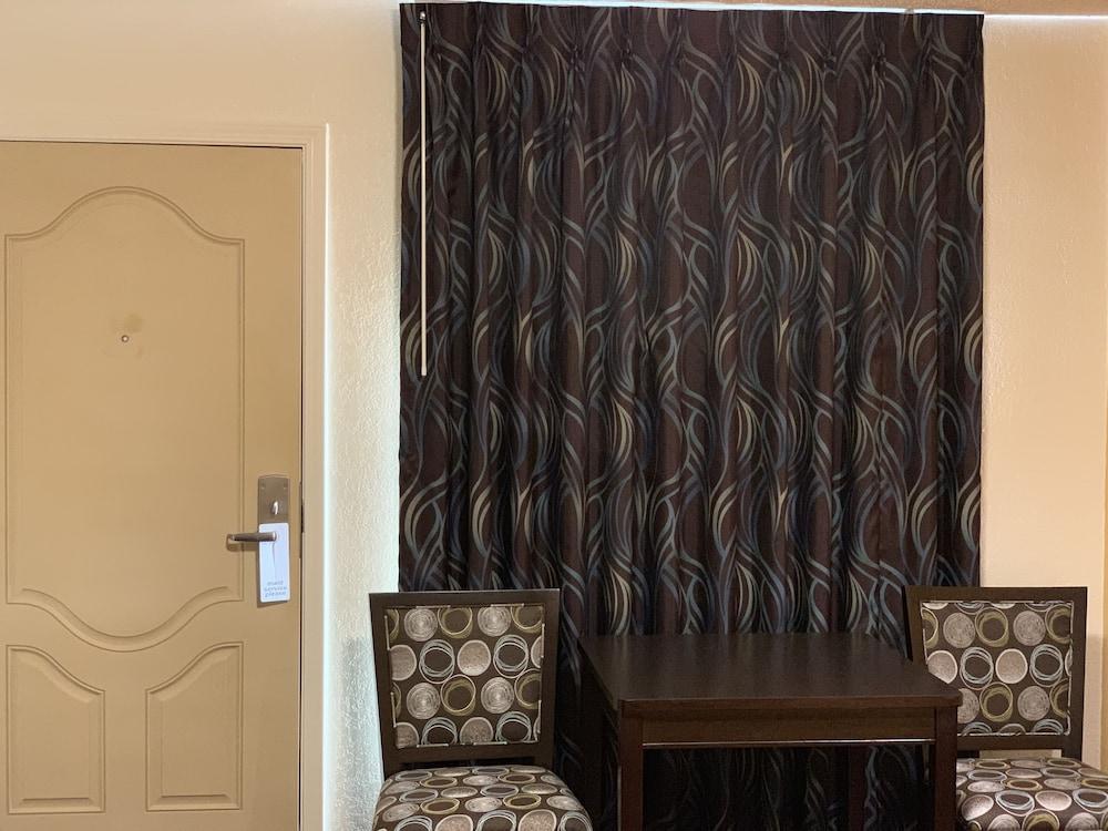Seaview Inn photo 14