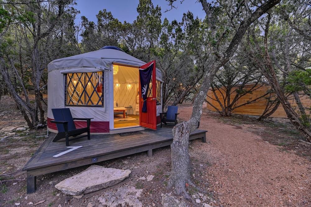 Lucky Arrow Retreat - Dripping Springs photo 50