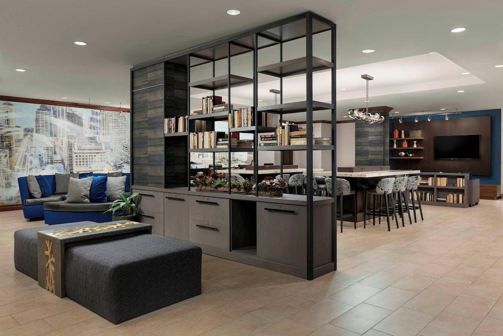 Courtyard by Marriott Austin Downtown/Convention Center photo 5