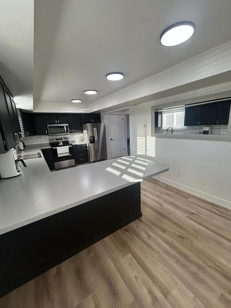 CB&M Downtown Suites photo 16