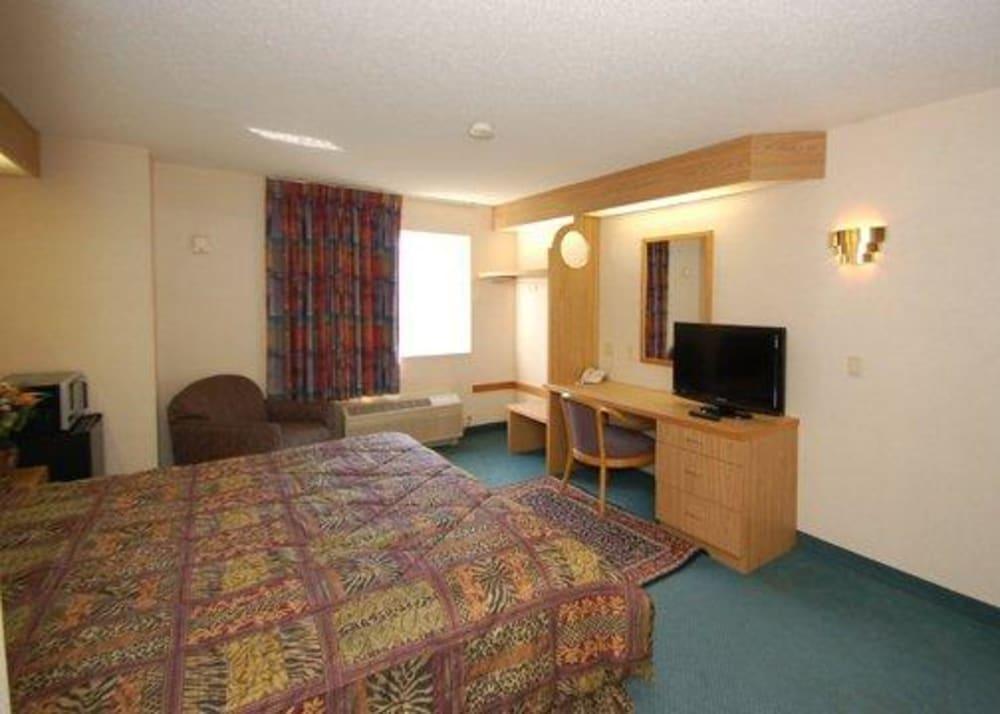 Rodeway Inn Willington North photo 14