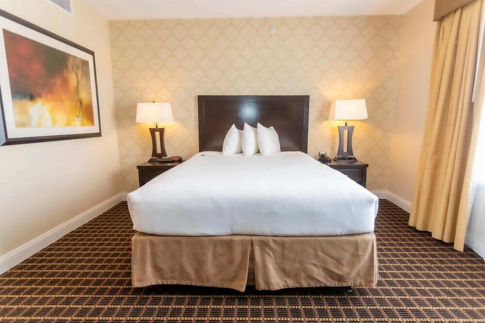 American Hotel photo 8