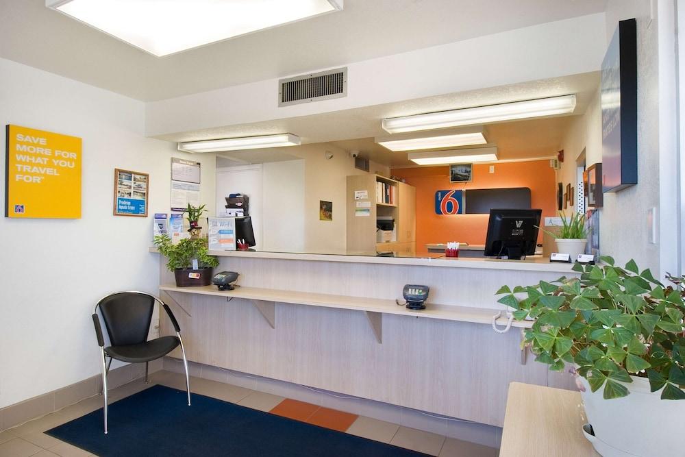 Motel 6 Pendleton, OR photo 2
