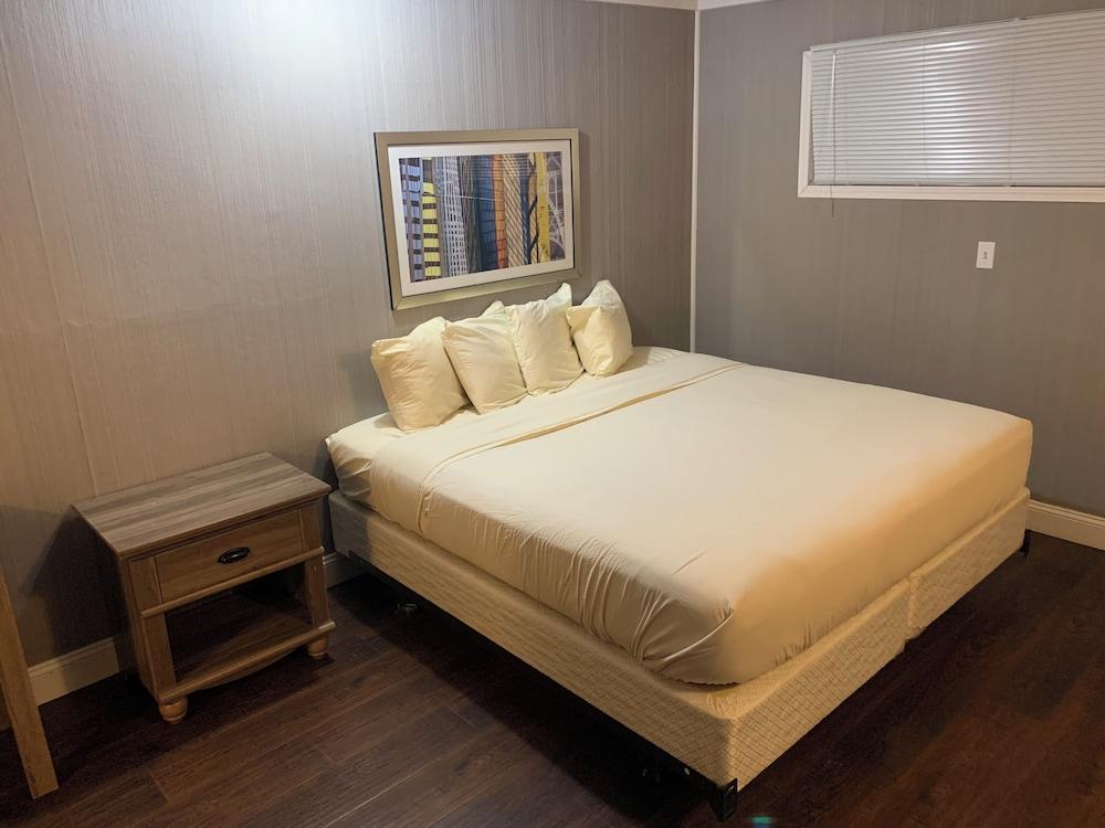 Sawmill Lodges Motel photo 17
