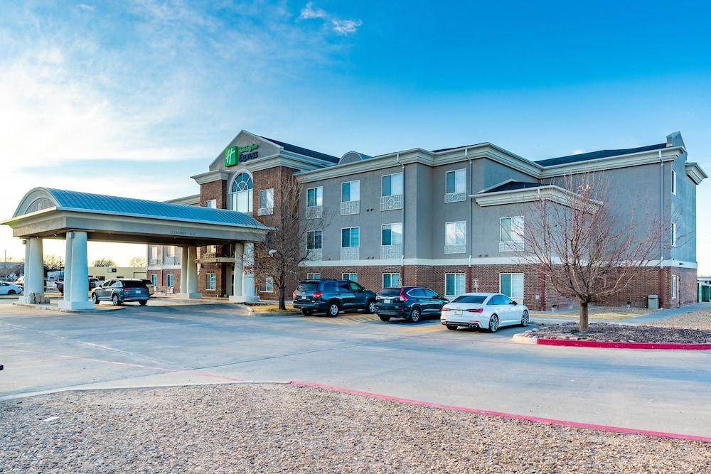 Holiday Inn Express Hereford by IHG photo 1