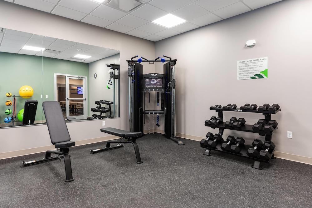 Wingate by Wyndham Geneva at SPIRE Academy photo 24