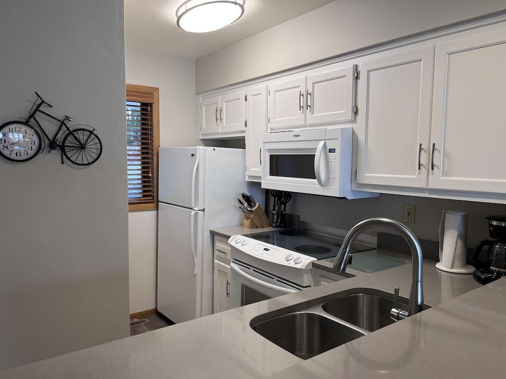 Homestead Suites photo 26