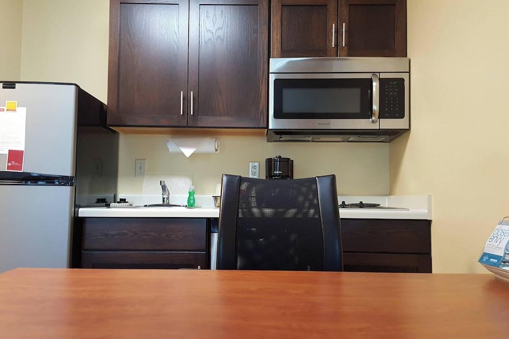 TownePlace Suites by Marriott Sioux Falls photo 32