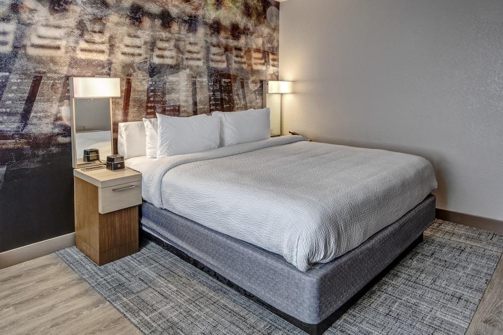 Courtyard By Marriott Vanderbilt-West End photo 39