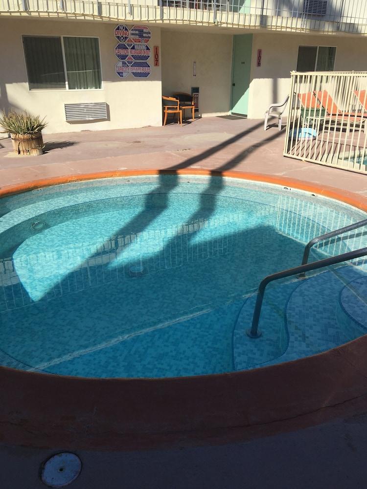 Sandpiper Springs Spa & Retreat photo 2