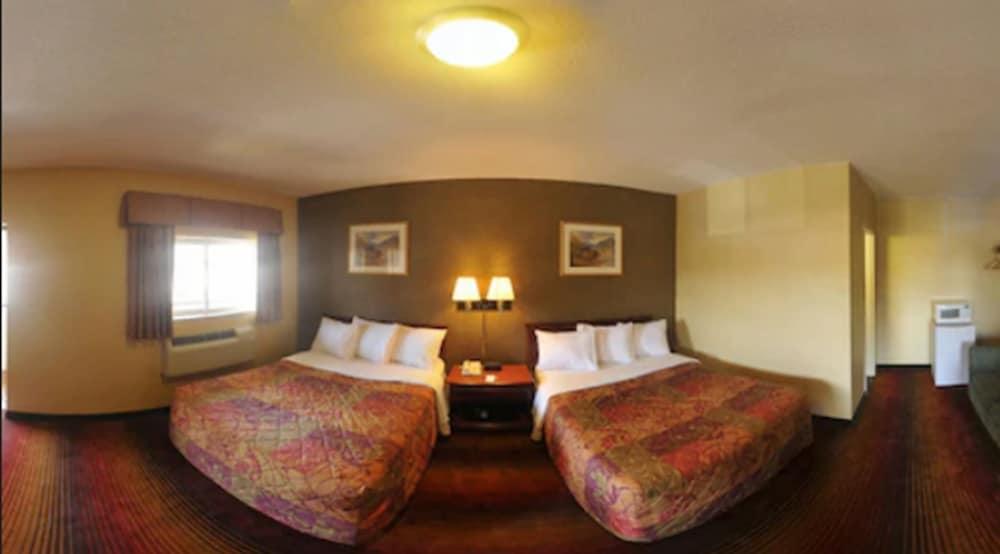 Rodeway Inn Jersey City North photo 25