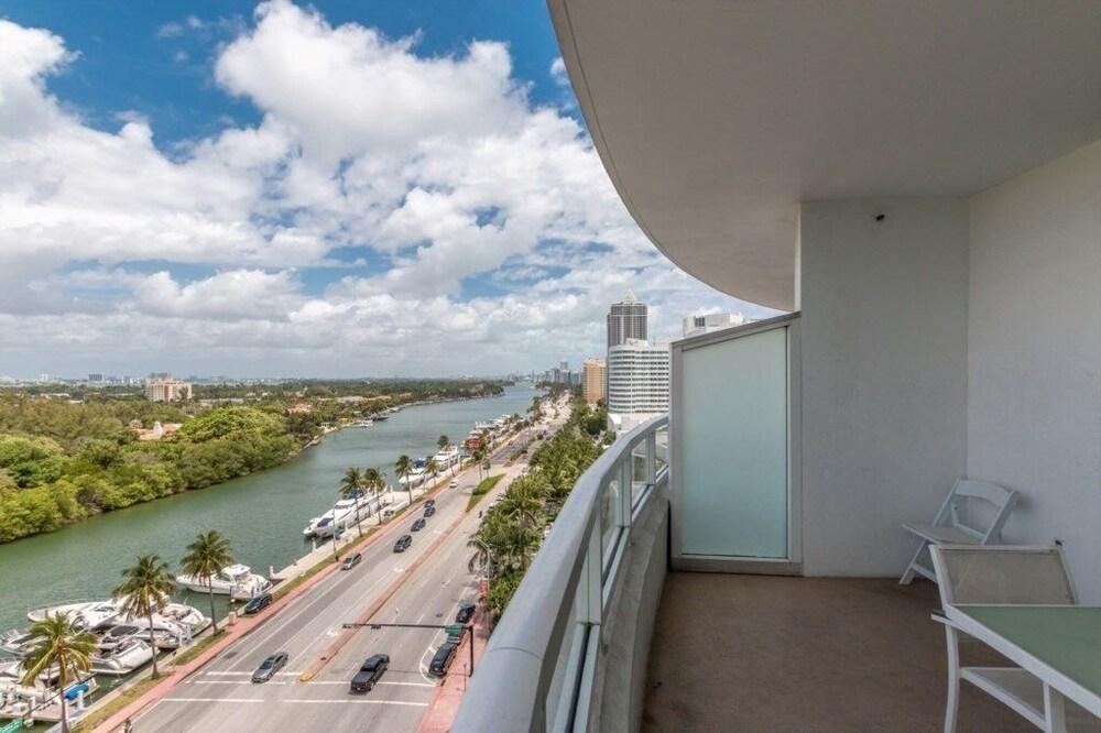 Fonttrebvsjs - Unit 1117 1 Bedroom Condo by RedAwning photo 33