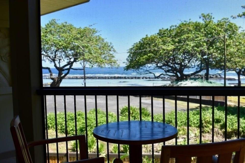 Hilo Beach House Inn photo 25