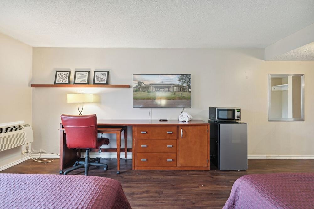 Miami Suites Hotel photo 37