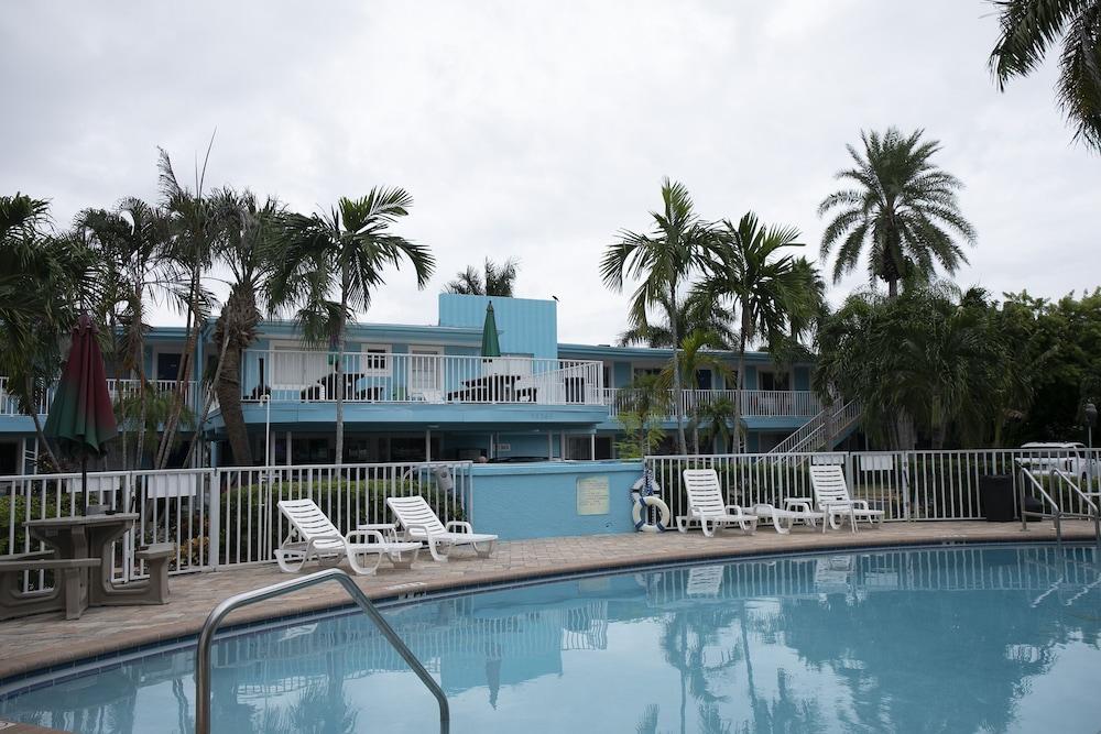 The Bayside Inn & Marina photo 35
