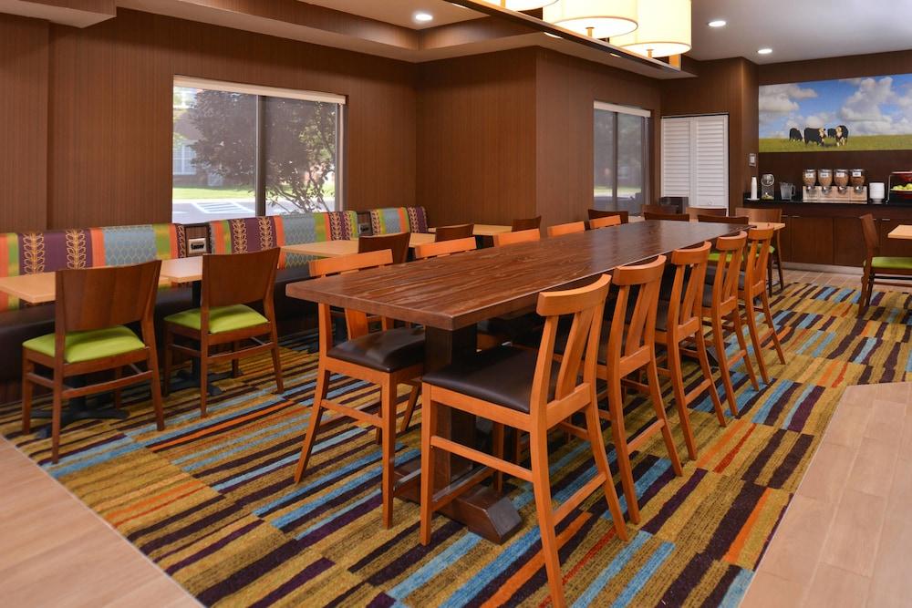 Fairfield Inn By Marriott Louisville North photo 25