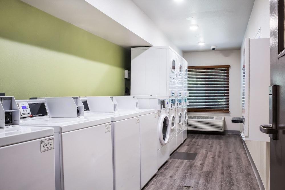 WoodSpring Suites Denton photo 19