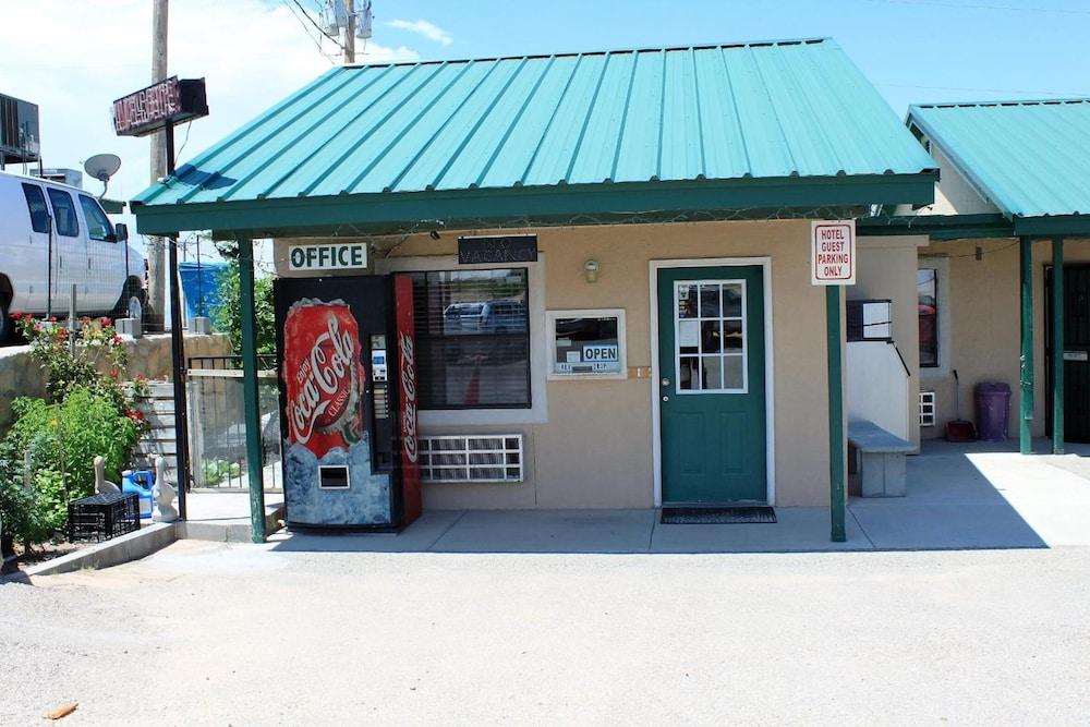 Adobe Inn Motel photo 11
