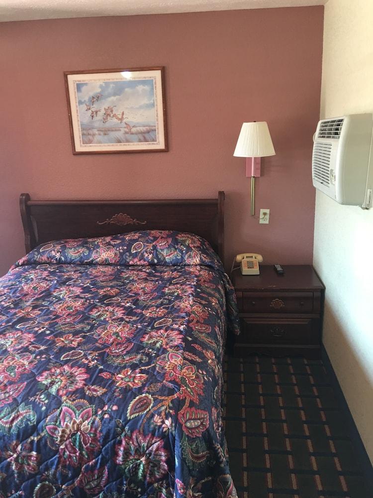 Best Value Inn Motel Sandusky photo 9