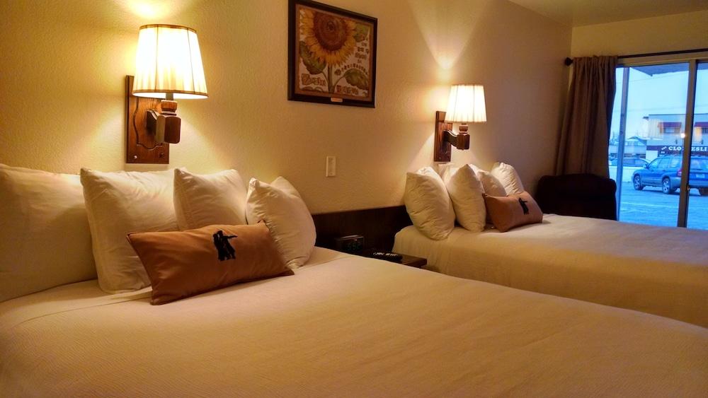 Bozeman Lewis & Clark Motel photo 71