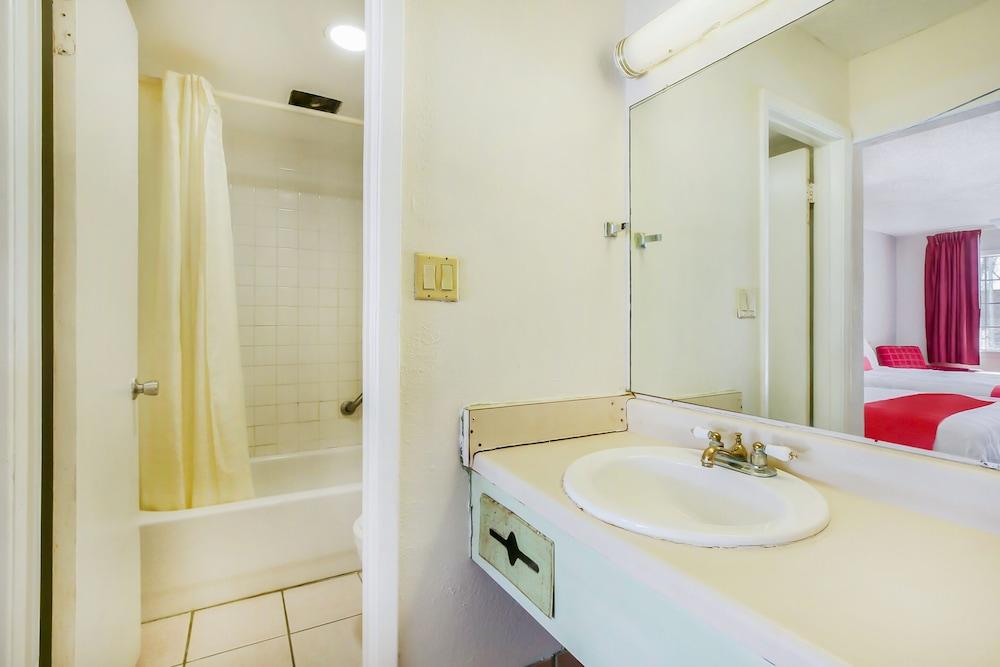 OYO Hotel Jackson South I-55 photo 14