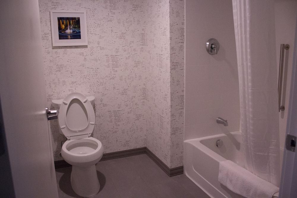 Hampton Inn & Suites Cranberry Pittsburgh photo 64