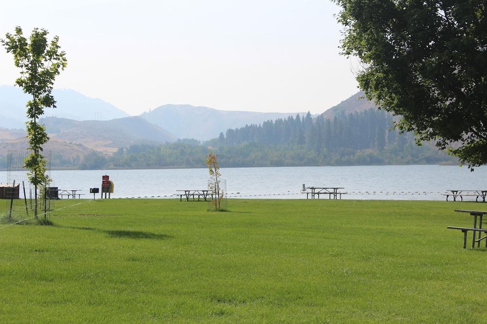 Methow River Lodge & Cabins photo 100