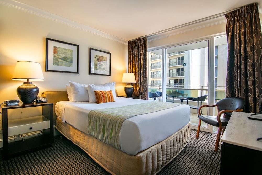 Regency on Beachwalk Waikiki by OUTRIGGER photo 1
