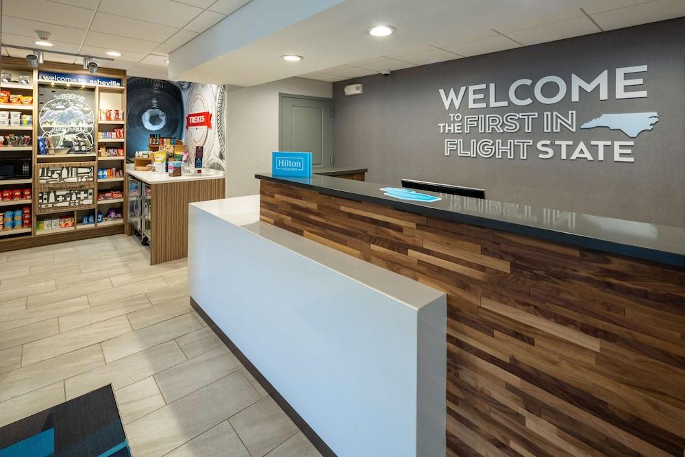 Hampton Inn Asheville-Tunnel Rd. photo 5