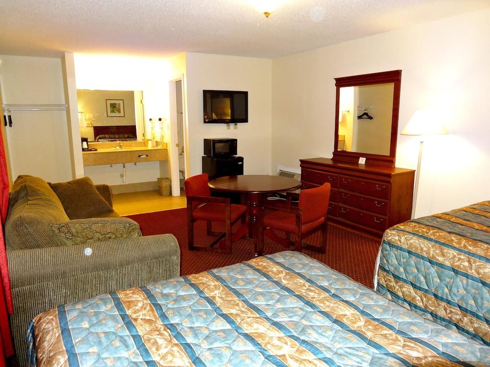 Whispering Pines by Hotel O Whitestone VA photo 4