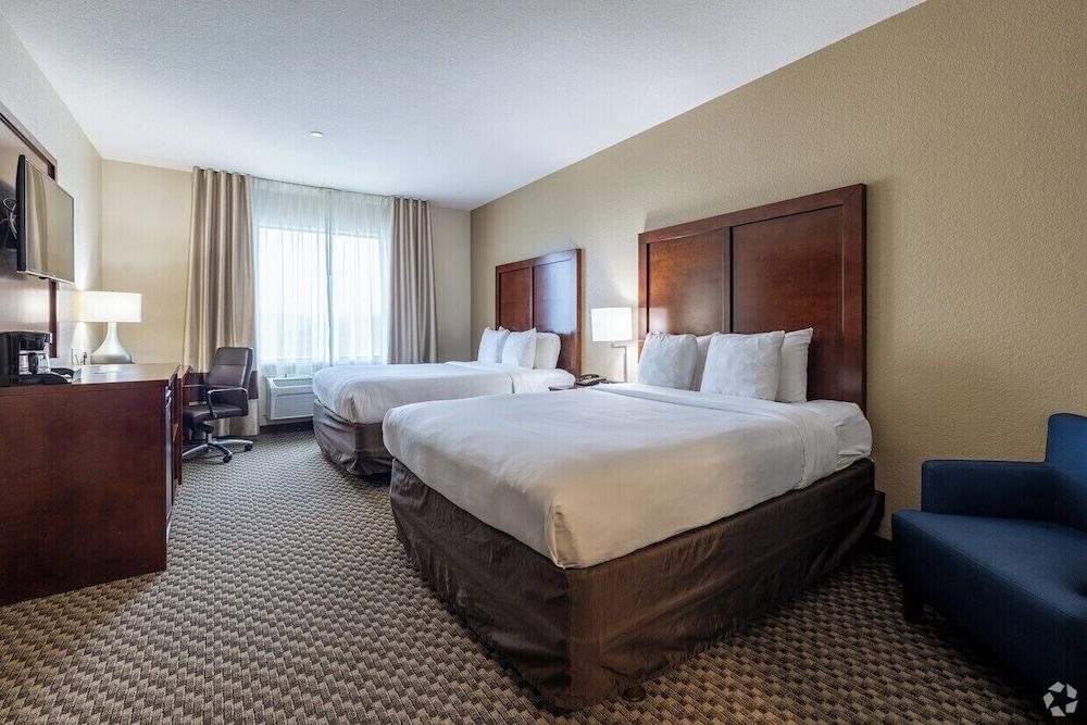 Comfort Inn & Suites Navasota photo 24
