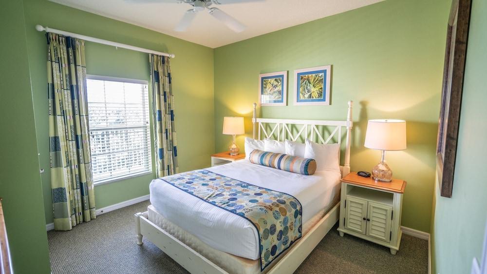 Barefoot Suites photo 52