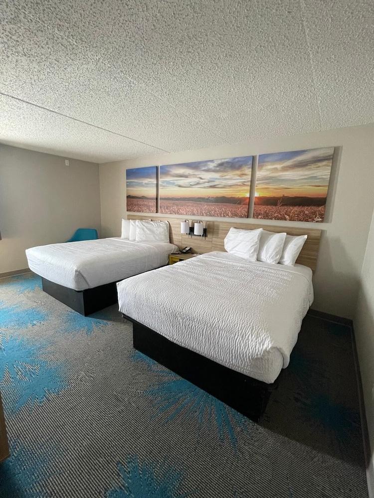 Days Inn by Wyndham Mandan Bismarck Area photo 21