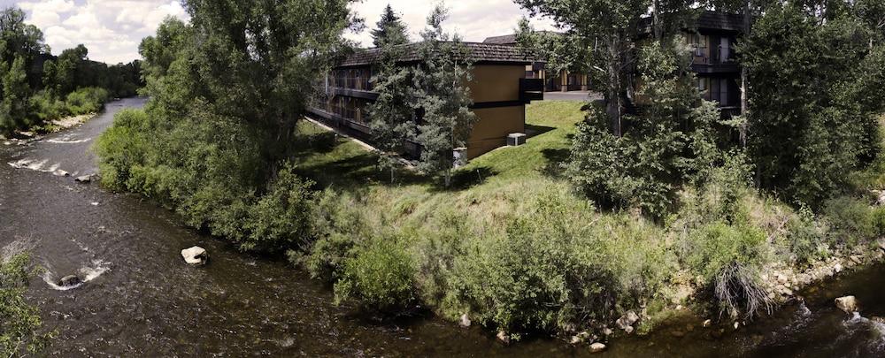 Rabbit Ears Motel photo 37