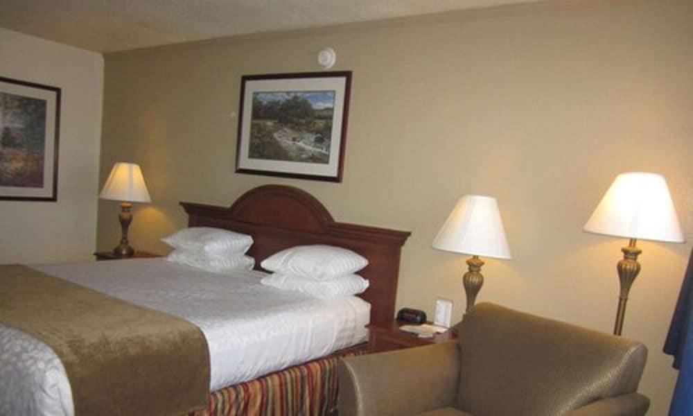 Trailside Inn photo 5