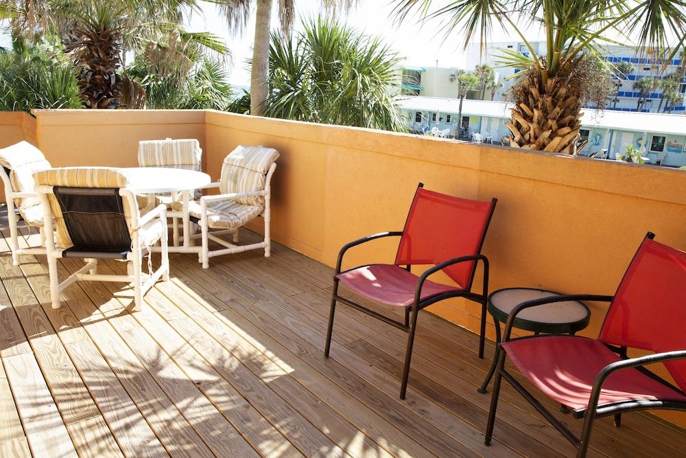 Dream Inn photo 64