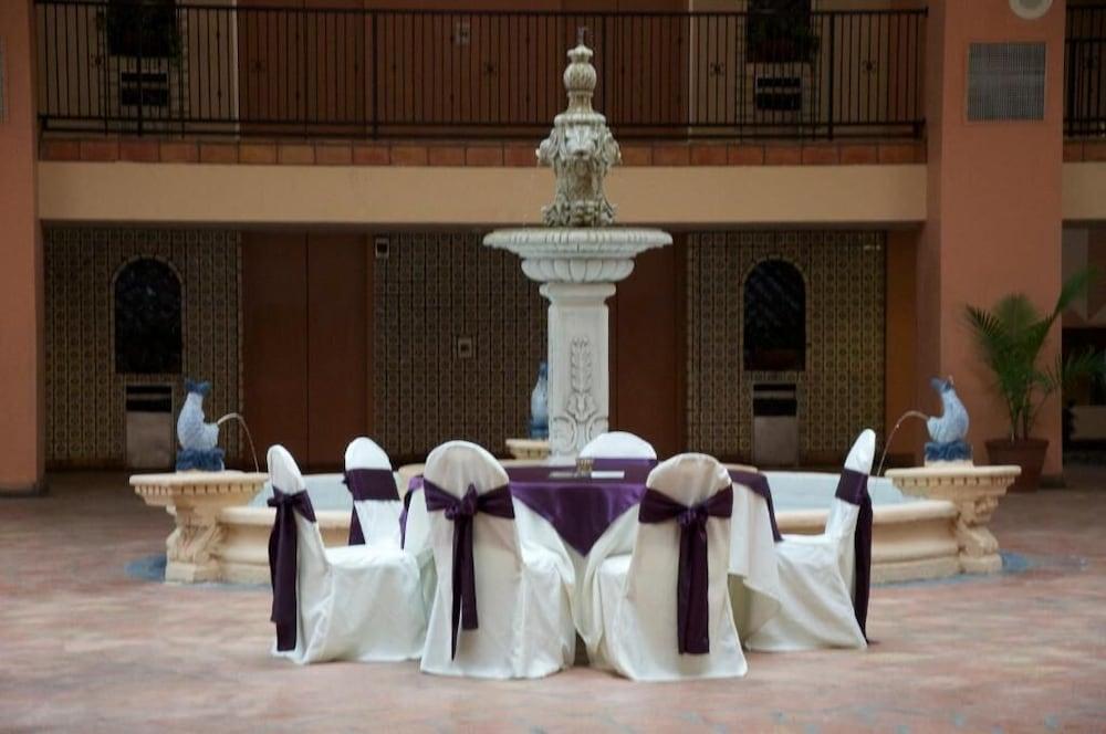 Barcelona Suites photo 1