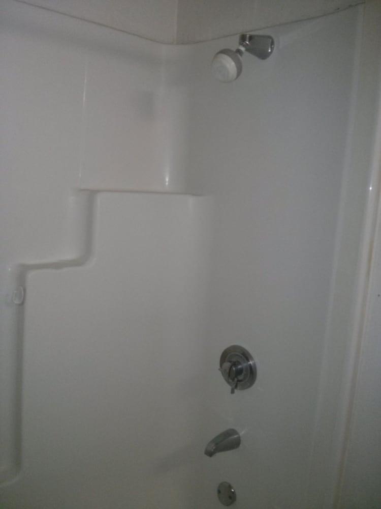 Val U Stay Inn and Suites photo 18