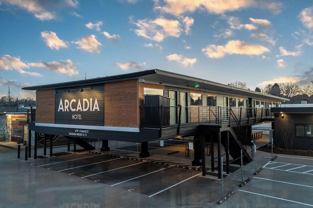 Arcadia Hotel photo 1