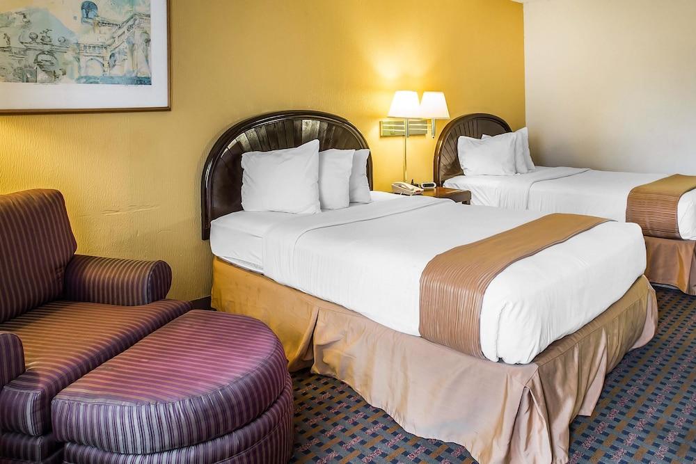 Rodeway Inn & Suites Carrollton photo 9