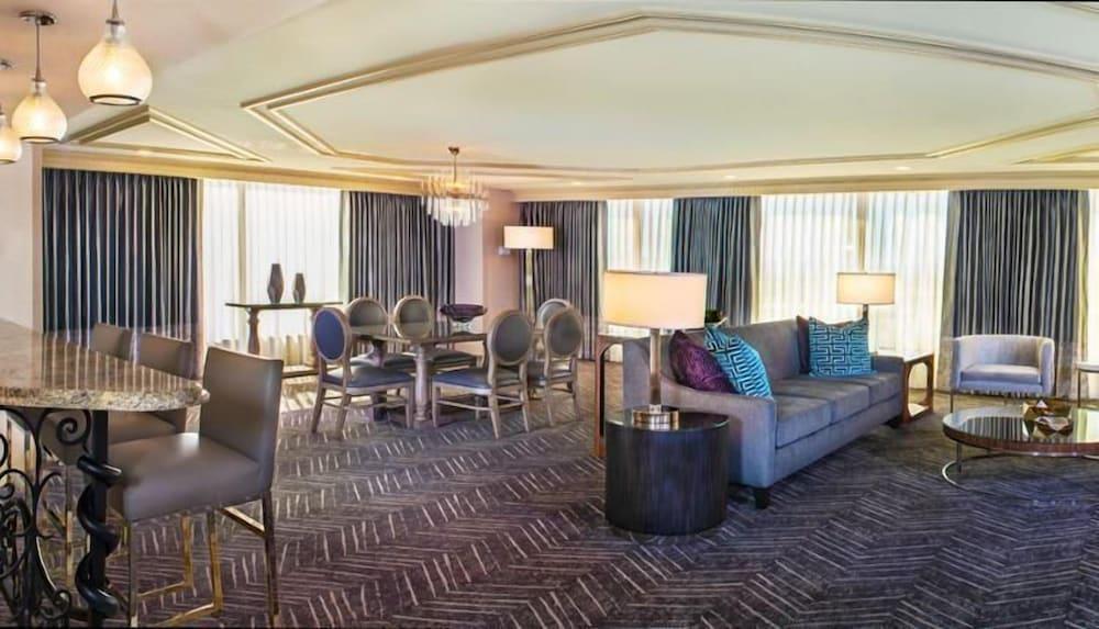 Suncoast Hotel and Casino photo 13