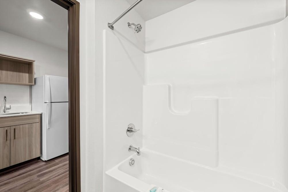 Woodspring Suites Anderson North I-85 photo 28