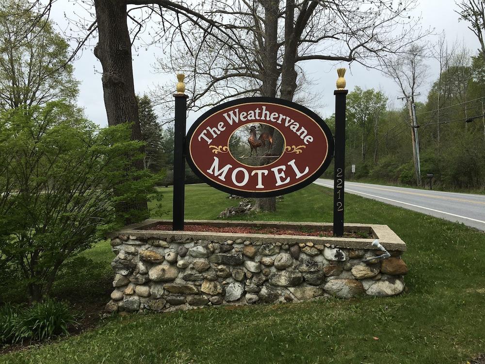Weathervane Motel photo 49