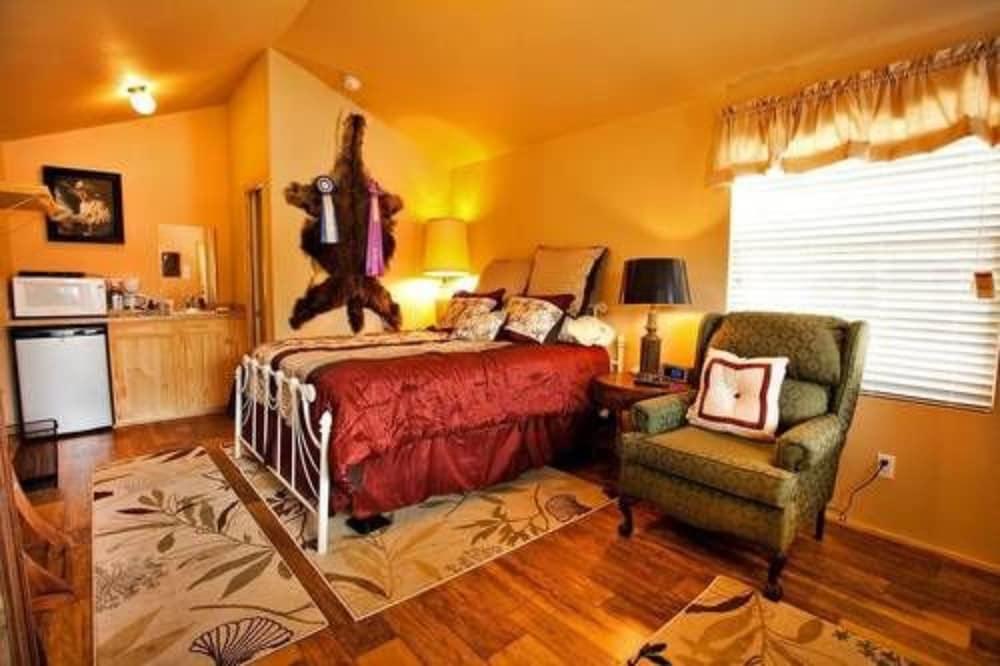 Old Irish Inn photo 8