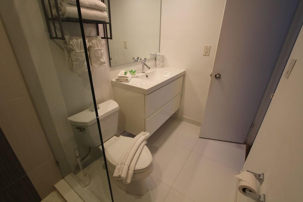 Soleil Apartments at Castle Beach Club photo 54