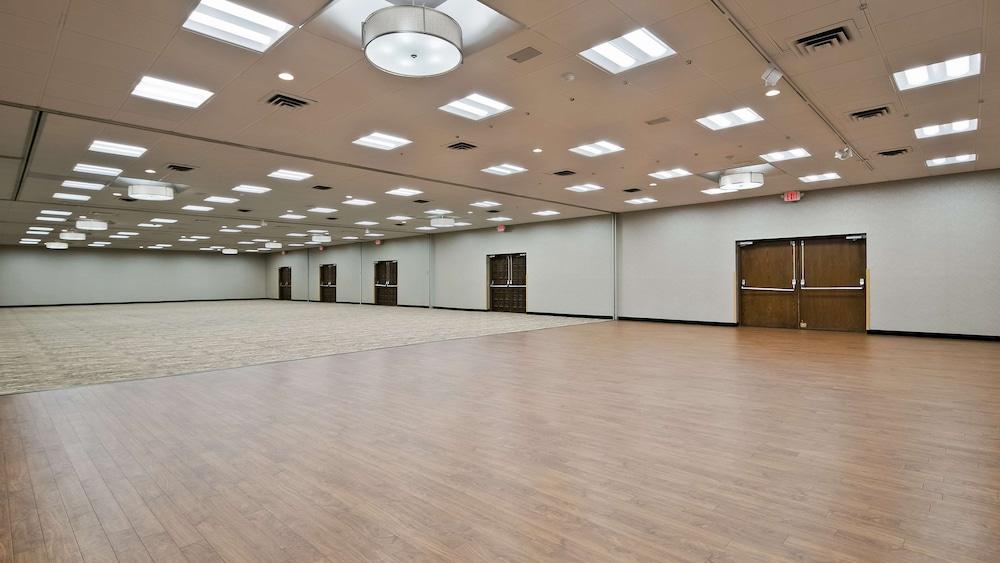 Best Western Ramkota Hotel photo 28